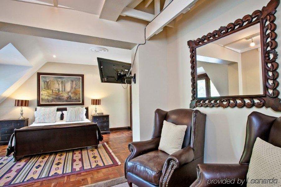 No66 Sandton Lodge ヨハネスブルグ 部屋 写真