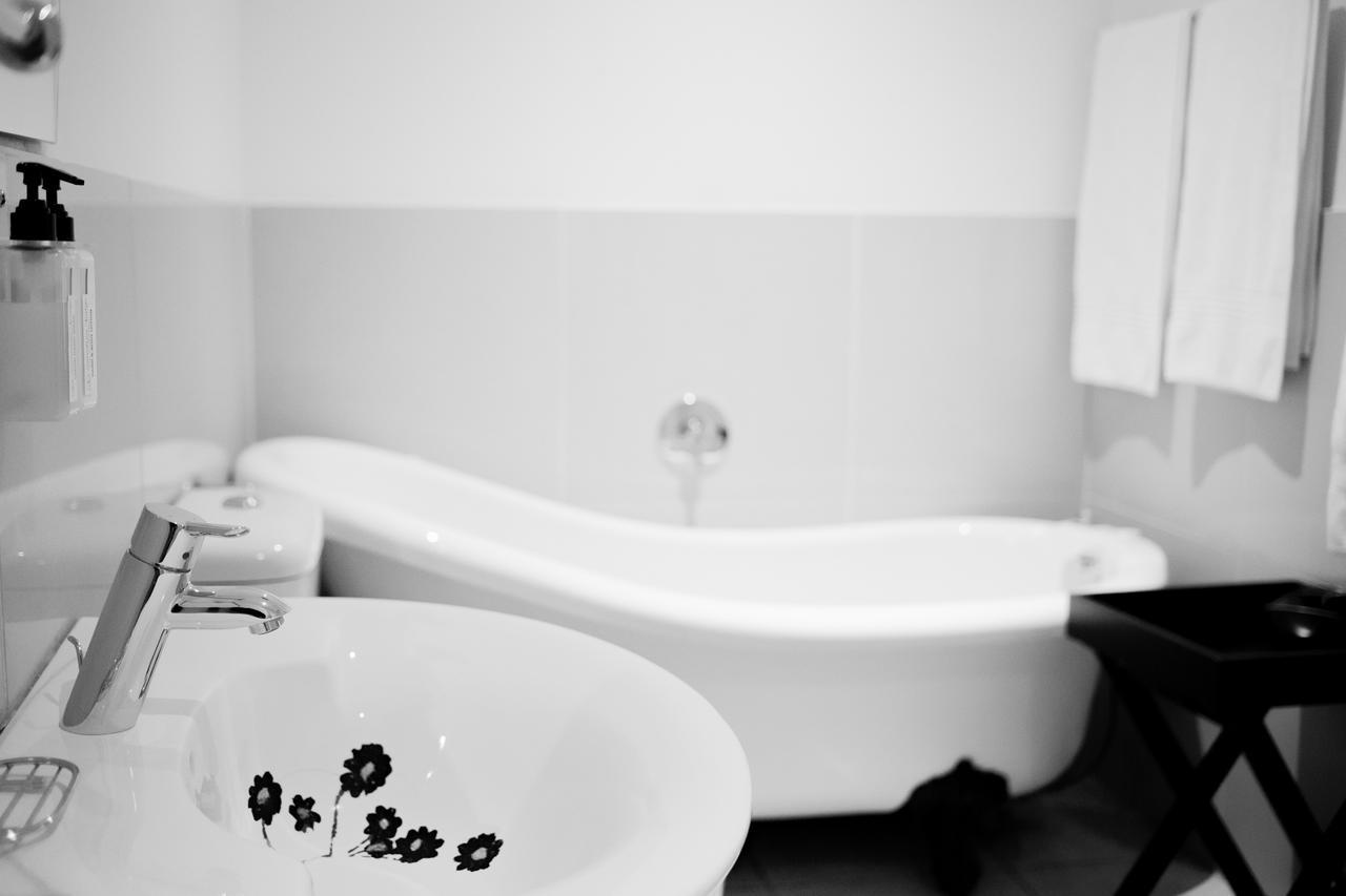 No66 Sandton Lodge ヨハネスブルグ エクステリア 写真