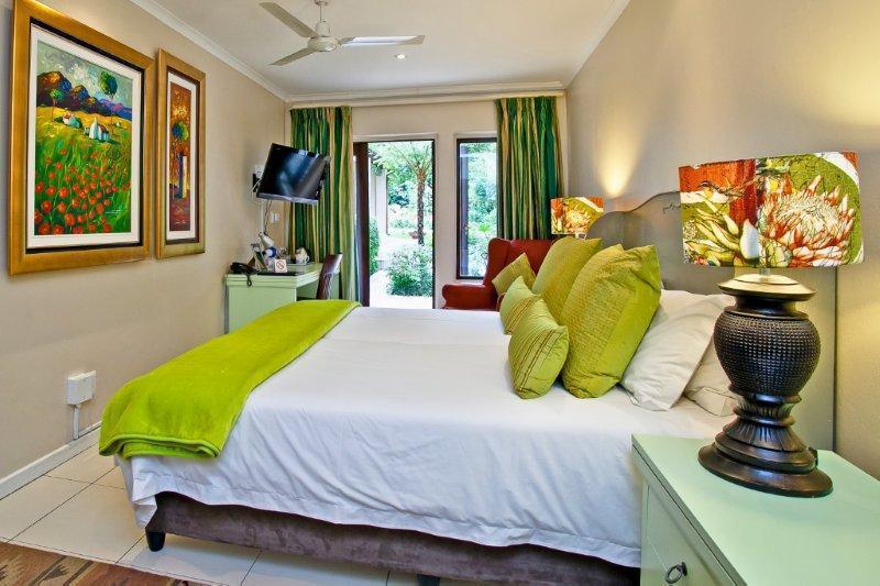 No66 Sandton Lodge ヨハネスブルグ 部屋 写真