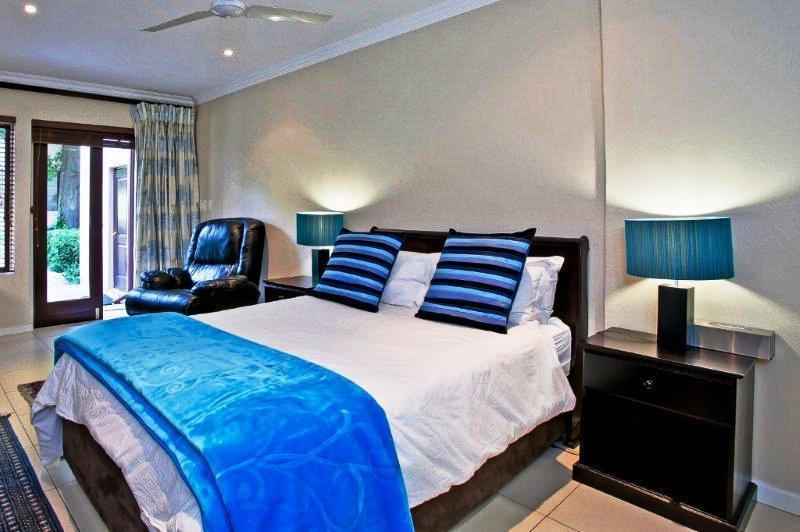 No66 Sandton Lodge ヨハネスブルグ 部屋 写真