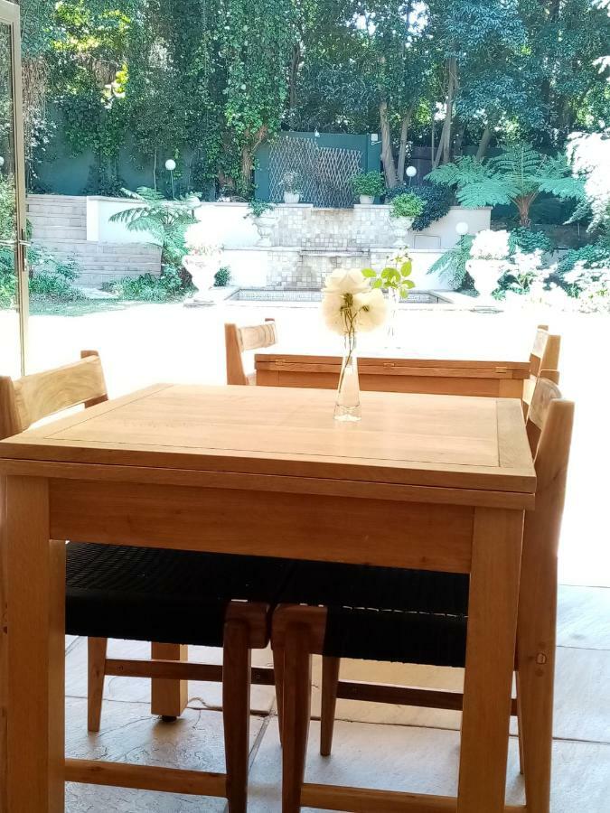 No66 Sandton Lodge ヨハネスブルグ エクステリア 写真